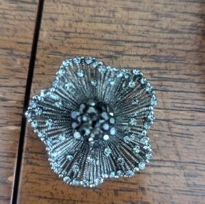 Labella Rhinestone Jeweled Pine Brooch Flaw